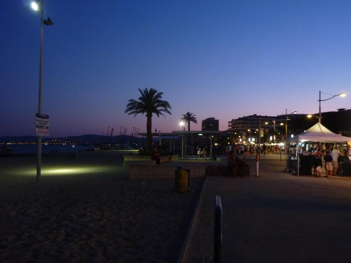 Logement calme proche mer, 4 personnes, St Aygulf Fréjus Esterno foto