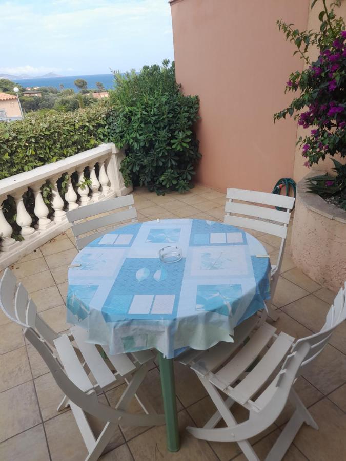 Logement calme proche mer, 4 personnes, St Aygulf Fréjus Esterno foto