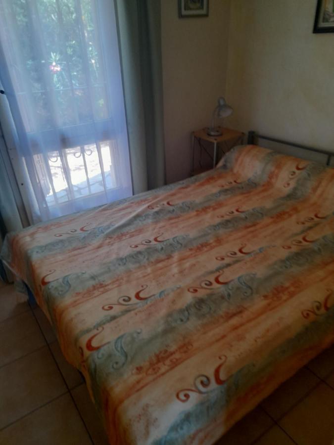 Logement calme proche mer, 4 personnes, St Aygulf Fréjus Esterno foto