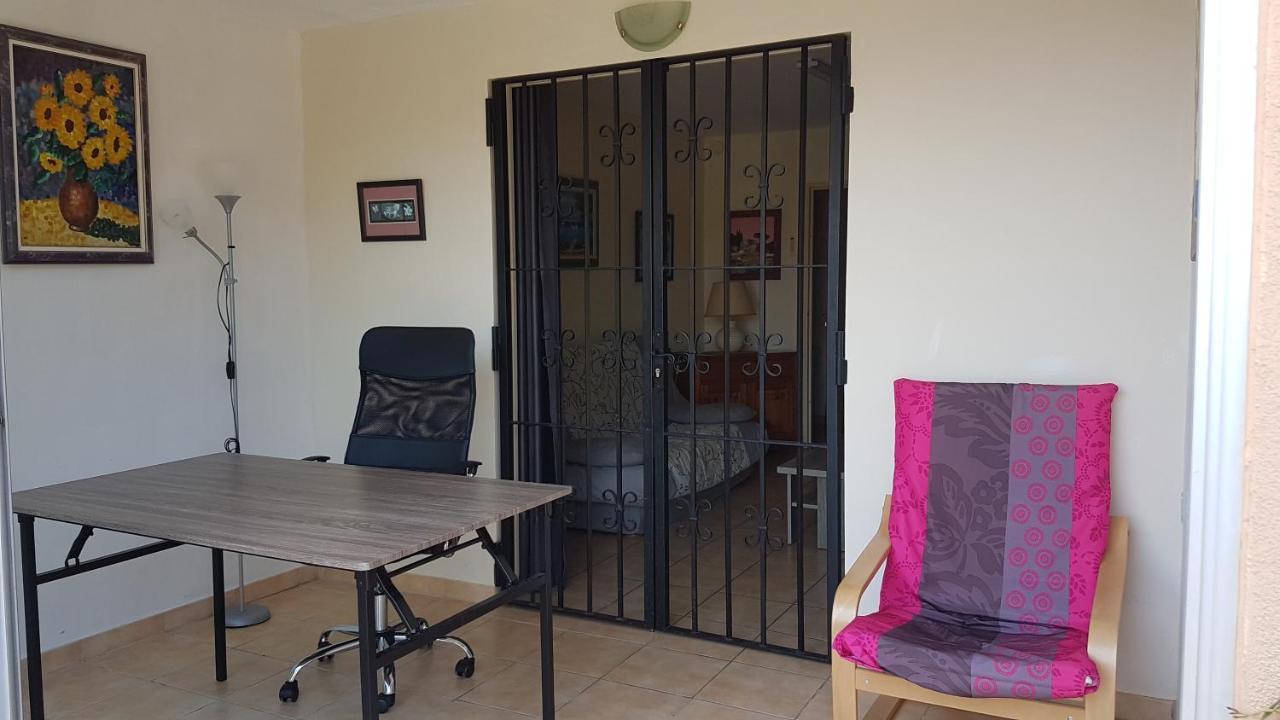 Logement calme proche mer, 4 personnes, St Aygulf Fréjus Esterno foto