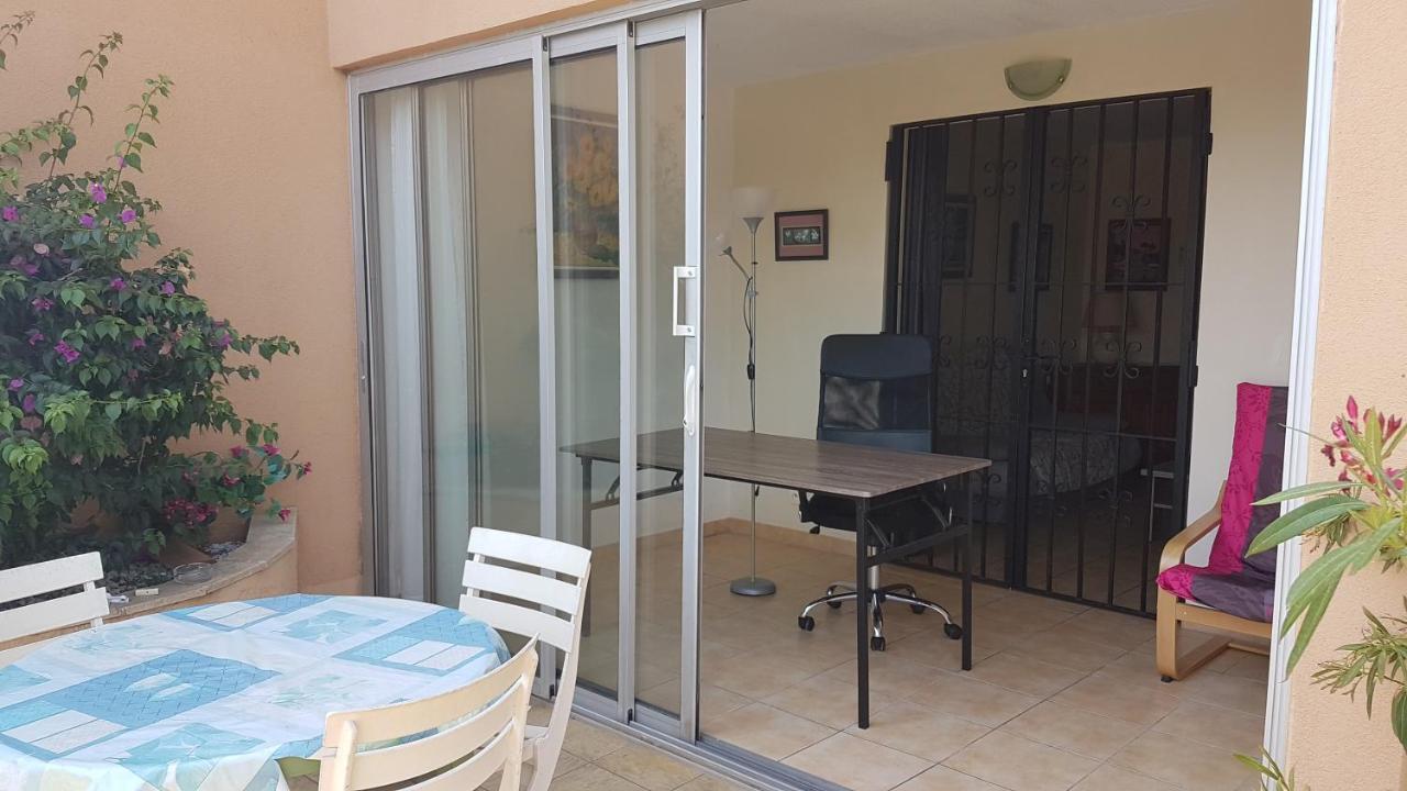 Logement calme proche mer, 4 personnes, St Aygulf Fréjus Esterno foto
