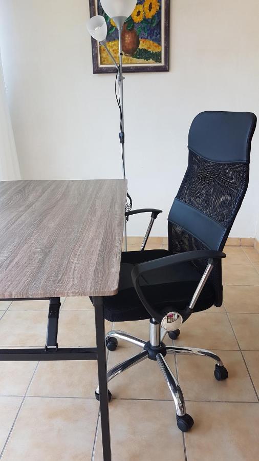 Logement calme proche mer, 4 personnes, St Aygulf Fréjus Esterno foto