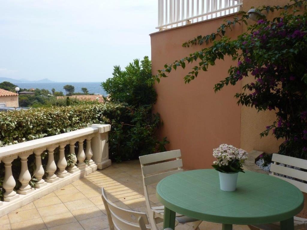 Logement calme proche mer, 4 personnes, St Aygulf Fréjus Esterno foto